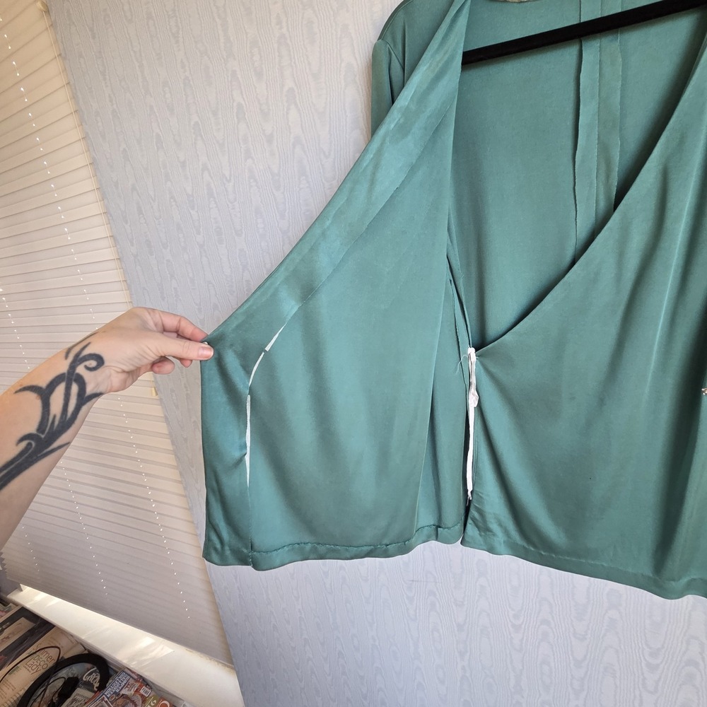 Vtg 70s Wrap Top L/XL Handmade Stretch Satin Long Sleeve Forest Green Holiday - Picture 3 of 6